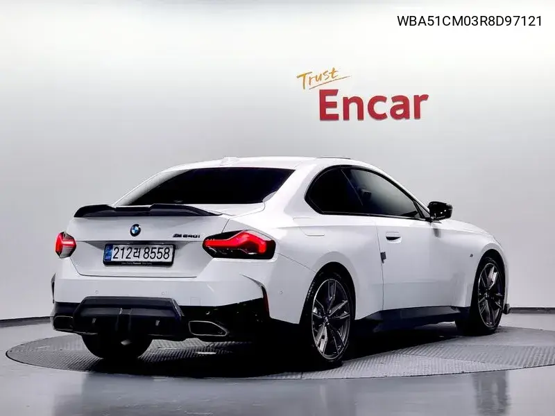 2 Series (G42) M240I xDrive Online Exclusive Coupe VIN: WBA51CM03R8D97121 Lot: 39904909