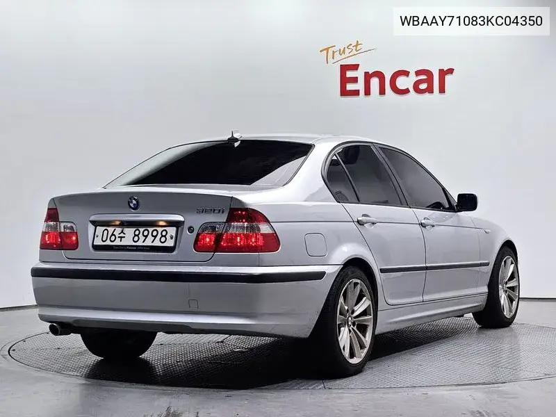 3 Series 318I Sedan E46 VIN: WBAAY71083KC04350 Lot: 40129731