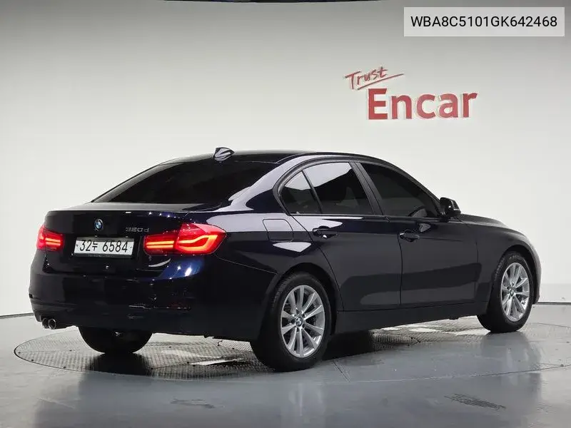 3 Series (F30) 320D VIN: WBA8C5101GK642468 Lot: 39964577