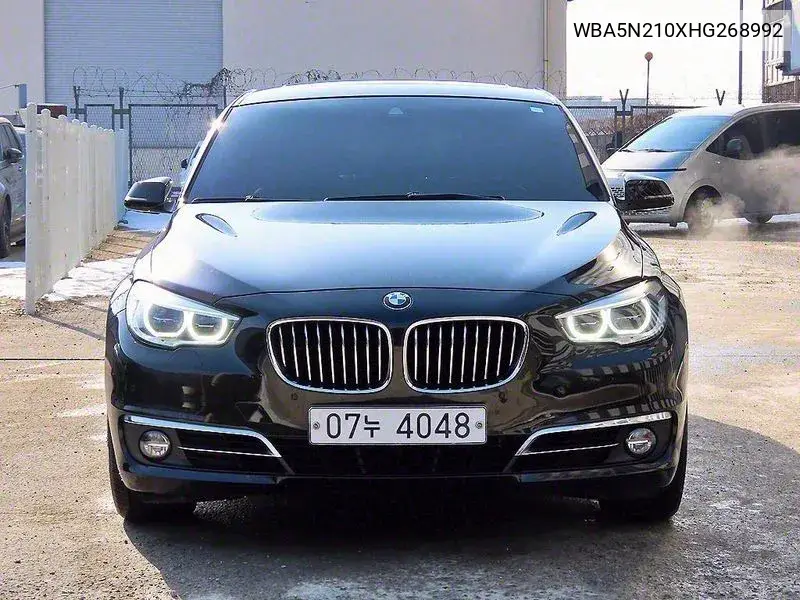 5 Series Gt (F07) Gt Edition VIN: WBA5N210XHG268992 Lot: 39042170