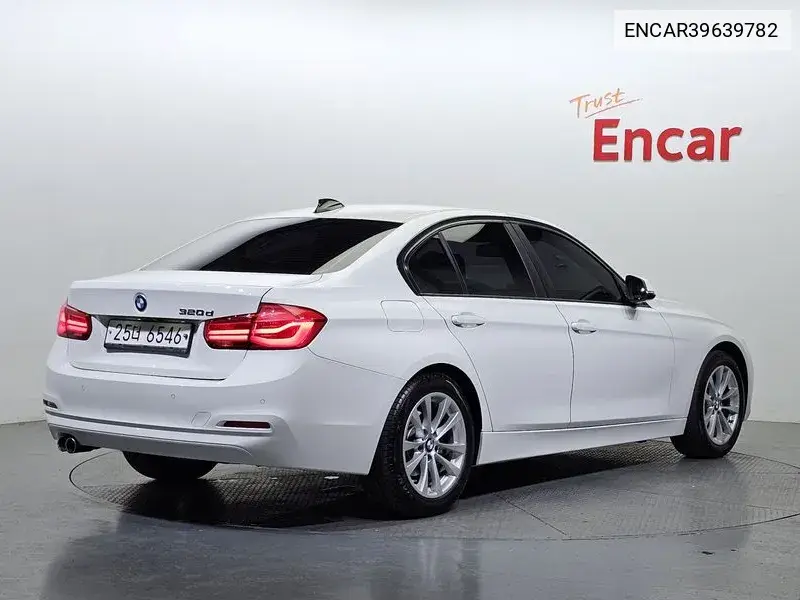 encar39639782 ENCAR39639782 3 Series (F30) 320D