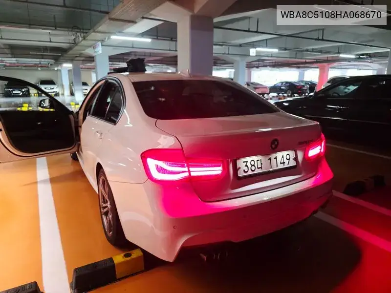 3 Series (F30) 320D VIN: WBA8C5108HA068670 Lot: 39975470