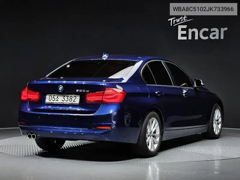 3 Series (F30) 320D VIN: WBA8C5102JK733966 Lot: 39968847
