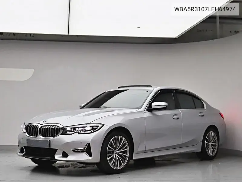 3 Series (G20) 330I Luxury VIN: WBA5R3107LFH64974 Lot: 40106086