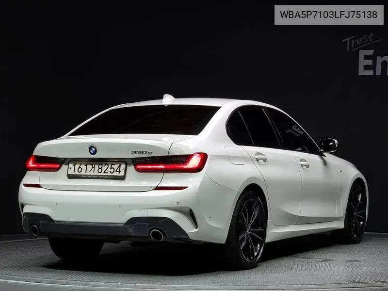 3 Series (G20) 330E M Sports VIN: WBA5P7103LFJ75138 Lot: 40112878
