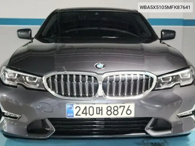 3 Series (G20) 320I Luxury VIN: WBA5X5105MFK87641 Lot: 40101954