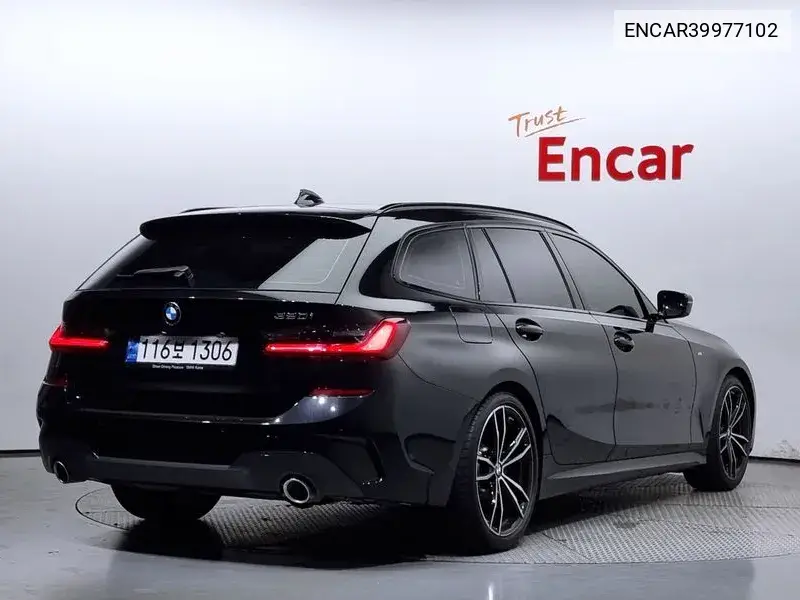 3 Series (G20) 320I Touring M Sports VIN: ENCAR39977102 Lot: 39977102