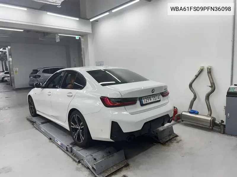 3 Series (G20) 320I M Sports VIN: WBA61FS09PFN36098 Lot: 40117243