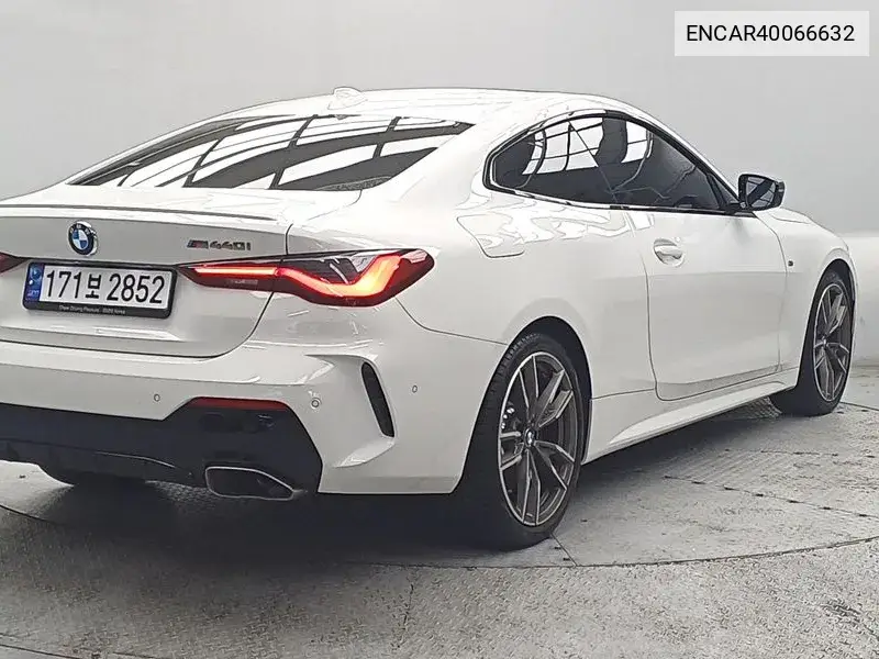 4 Series (G22) M440I xDrive Coupe VIN: ENCAR40066632 Lot: 40066632