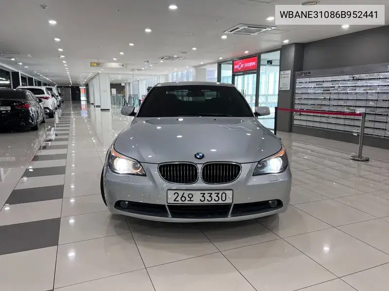 5 Series (E60) 523I Sedan VIN: WBANE31086B952441 Lot: 39974534