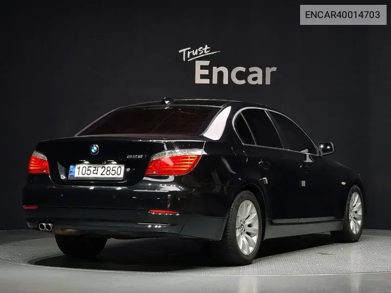 5 Series (E60) 528I Sedan VIN: ENCAR40014703 Lot: 40014703