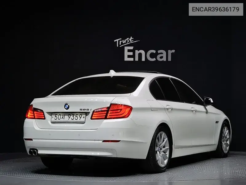 5 Series (F10) 528I VIN: ENCAR39636179 Lot: 39636179