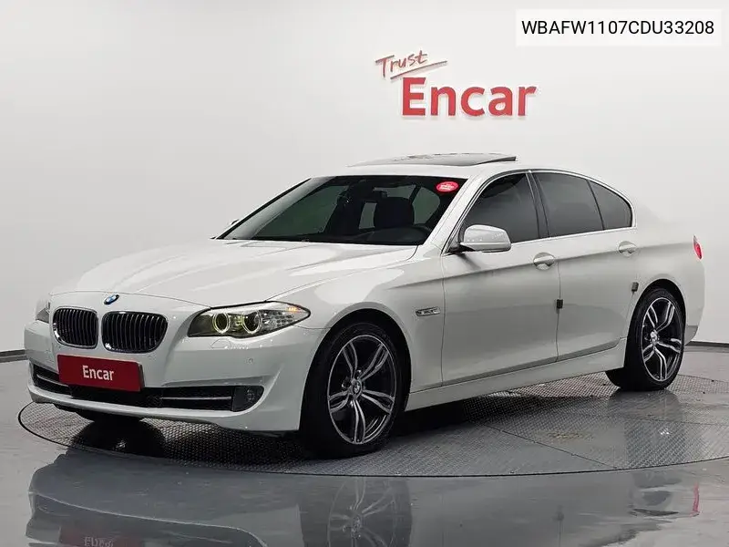 5 Series (F10) 520D VIN: WBAFW1107CDU33208 Lot: 39968901