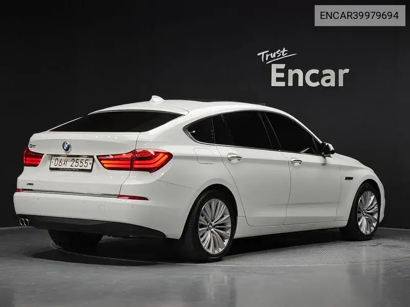 5 Series Gt (F07) Gt 30D xDrive VIN: ENCAR39979694 Lot: 39979694
