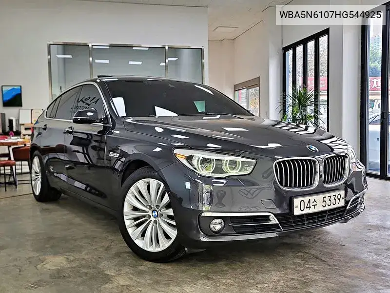 5 Series Gt (F07) Gt 30D xDrive VIN: WBA5N6107HG544925 Lot: 39734901