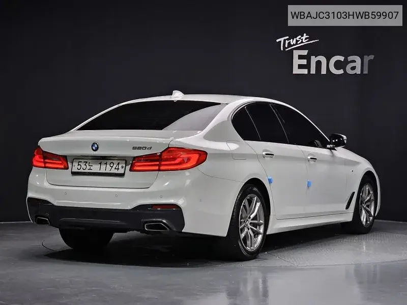5 Series (G30) 520D M Sports VIN: WBAJC3103HWB59907 Lot: 39974664