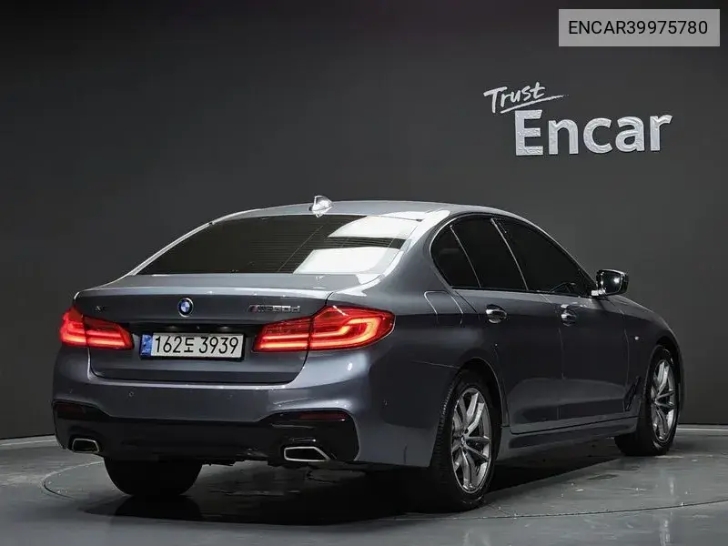 5 Series (G30) 520D xDrive M Sports VIN: ENCAR39975780 Lot: 39975780
