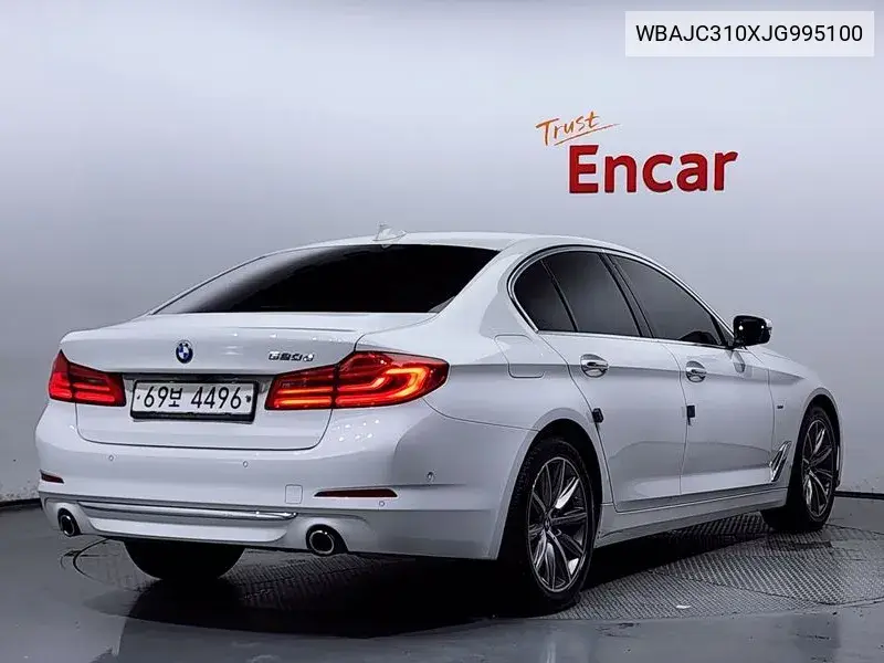 5 Series (G30) 520D Luxury Special Edition VIN: WBAJC310XJG995100 Lot: 39976059