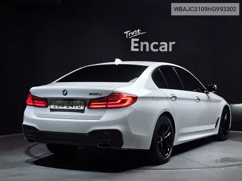 5 Series (G30) 520D M Sports Plus VIN: WBAJC3109HG993302 Lot: 39986416