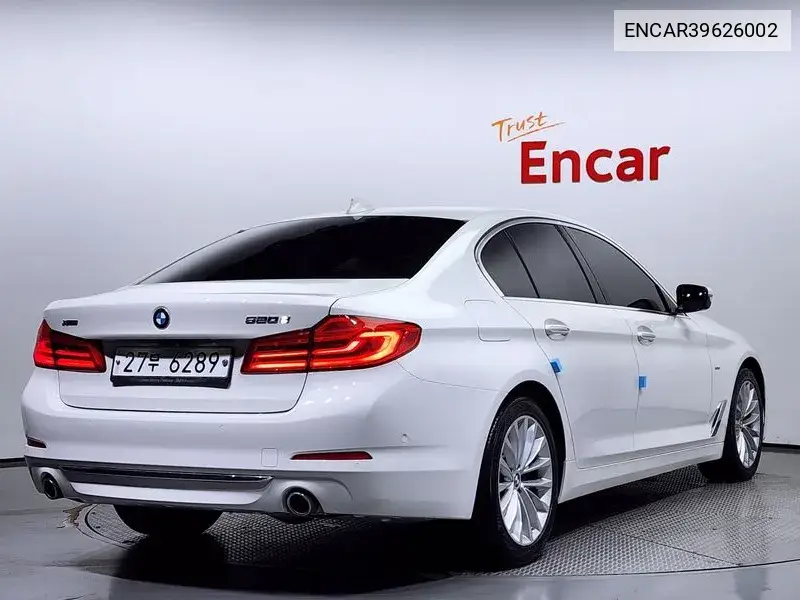 encar39626002 ENCAR39626002 5 Series (G30) 520D xDrive Luxury Plus