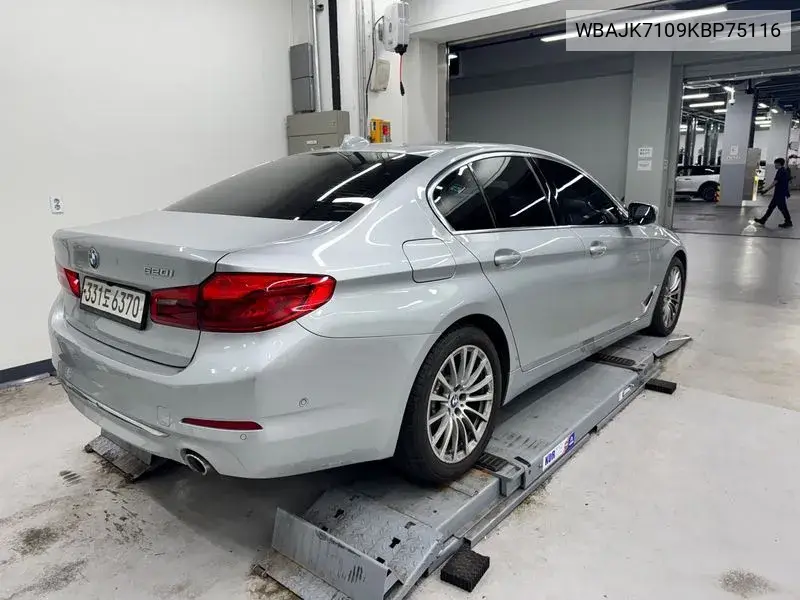 5 Series (G30) 520I Luxury VIN: WBAJK7109KBP75116 Lot: 39643511