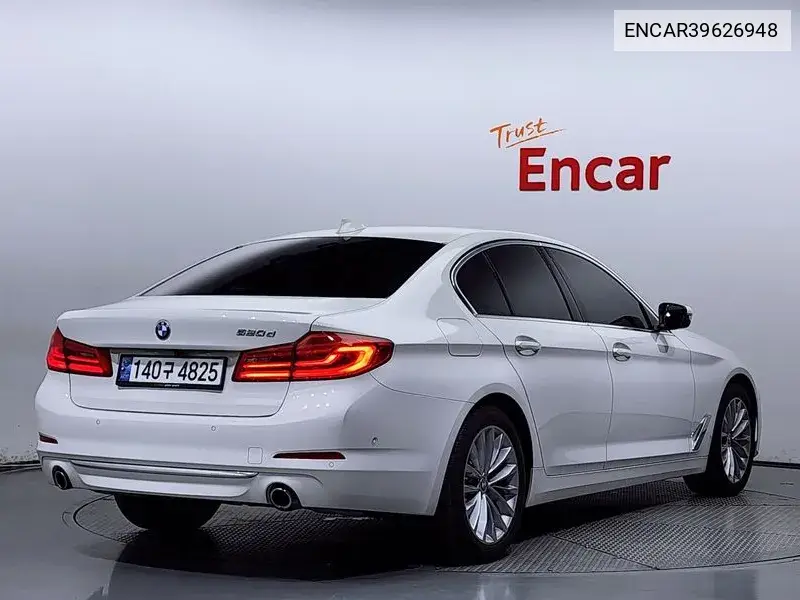 5 Series (G30) 520D Luxury Plus VIN: ENCAR39626948 Lot: 39626948