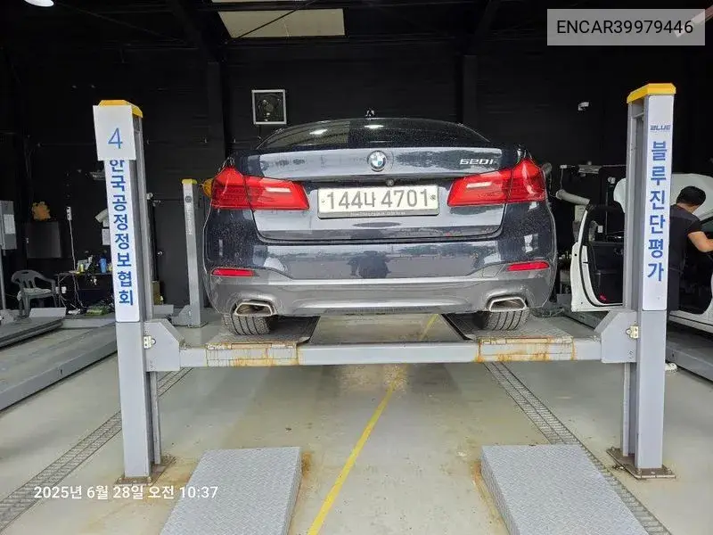 5 Series (G30) 520I M Sports VIN: ENCAR39979446 Lot: 39979446