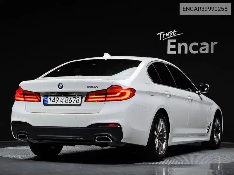 5 Series (G30) 520I M Sports VIN: ENCAR39990258 Lot: 39990258