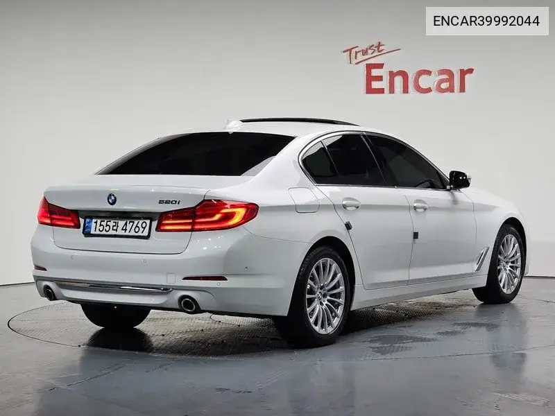 5 Series (G30) 520I Luxury VIN: ENCAR39992044 Lot: 39992044