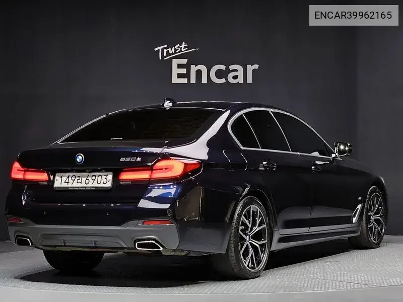 5 Series (G30) 530E M Sports VIN: ENCAR39962165 Lot: 39962165