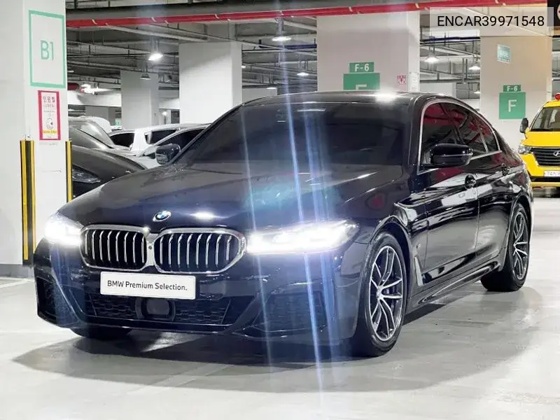 5 Series (G30) 520I M Sports VIN: ENCAR39971548 Lot: 39971548