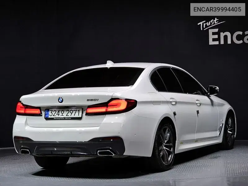 5 Series (G30) 520I M Sports VIN: ENCAR39994405 Lot: 39994405