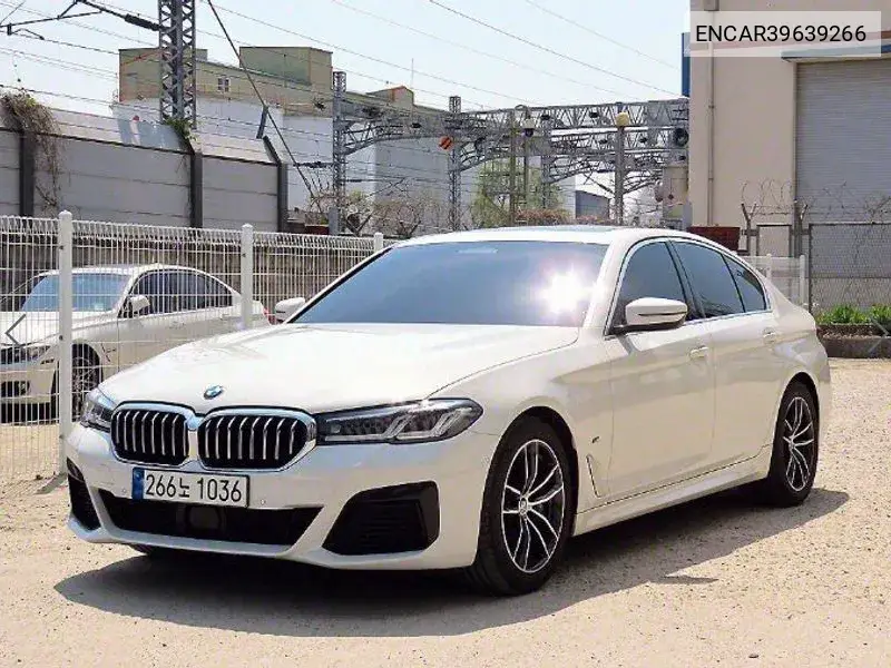 5 Series (G30) 520I M Sports VIN: ENCAR39639266 Lot: 39639266