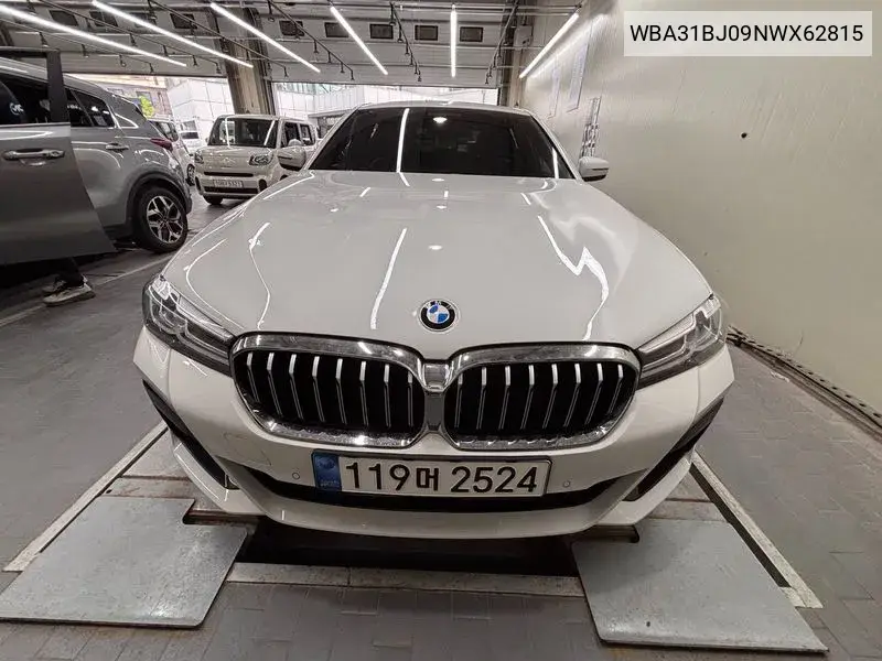 5 Series (G30) 530I xDrive M Sports VIN: WBA31BJ09NWX62815 Lot: 39639351