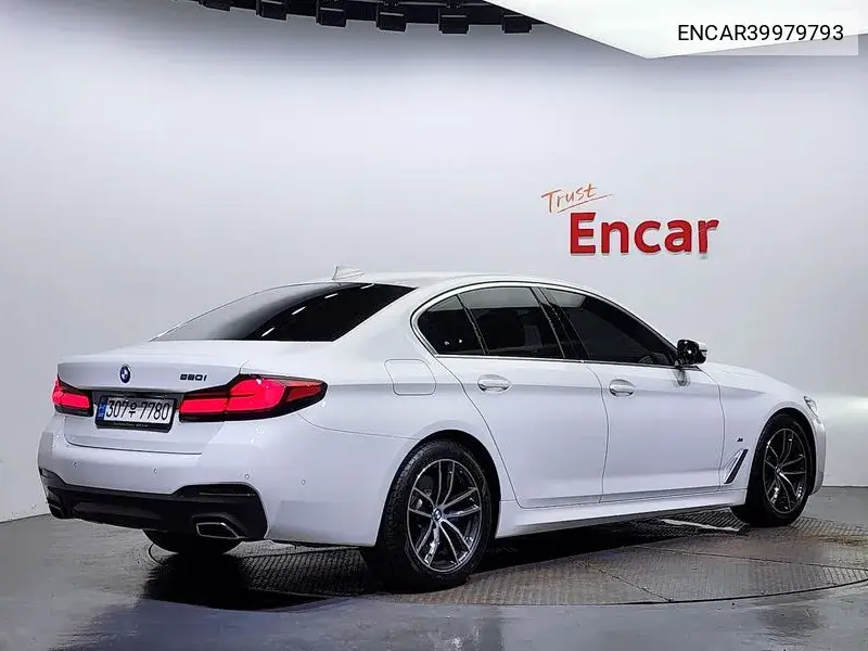 5 Series (G30) 520I M Sports VIN: ENCAR39979793 Lot: 39979793
