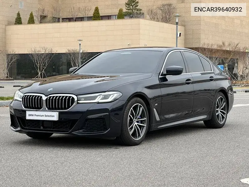5 Series (G30) 520I M Sports VIN: ENCAR39640932 Lot: 39640932