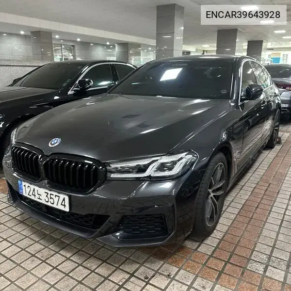 5 Series (G30) 523D M Sports VIN: ENCAR39643928 Lot: 39643928