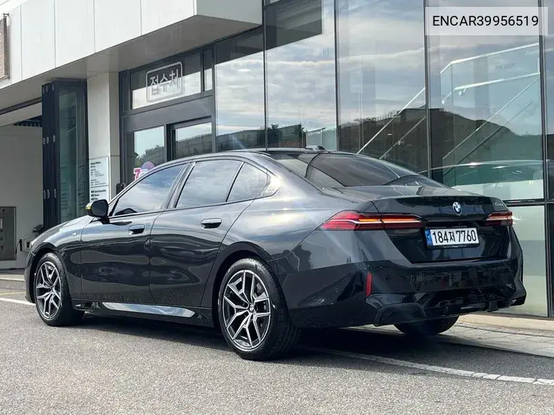 5 Series (G60) 520I M Sports VIN: ENCAR39956519 Lot: 39956519