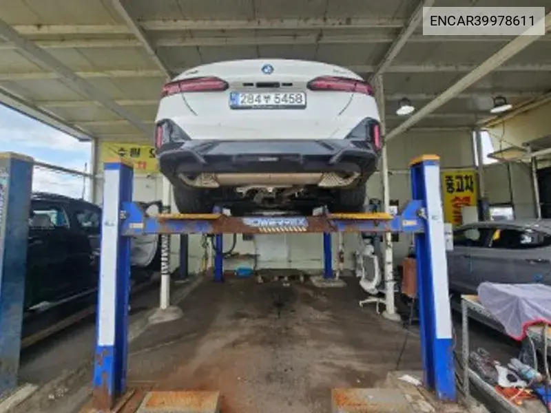 5 Series (G60) 530I xDrive M Sports VIN: ENCAR39978611 Lot: 39978611