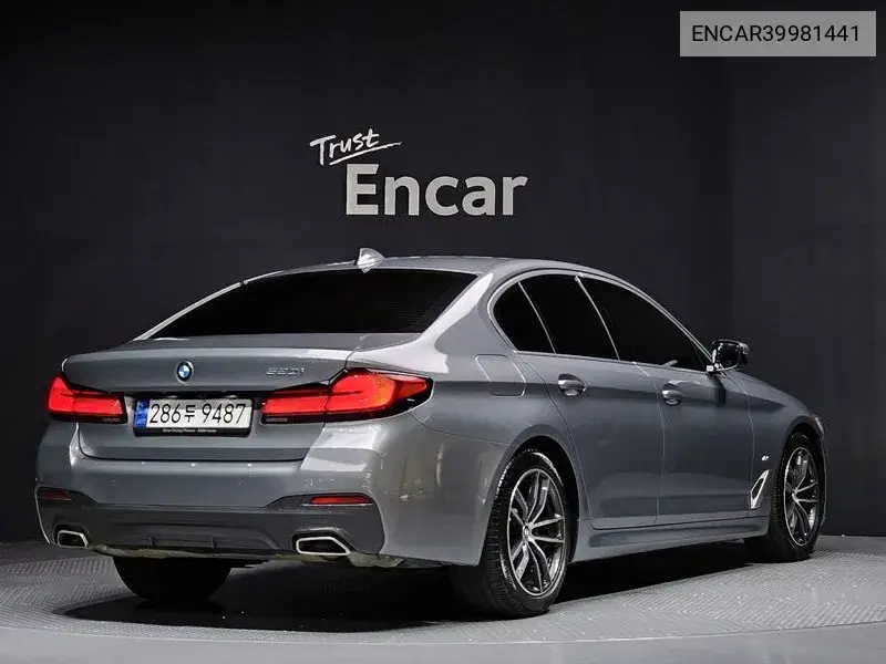 5 Series (G30) 520I M Sports VIN: ENCAR39981441 Lot: 39981441