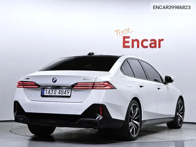 5 Series (G60) 530I xDrive M Sports VIN: ENCAR39986823 Lot: 39986823