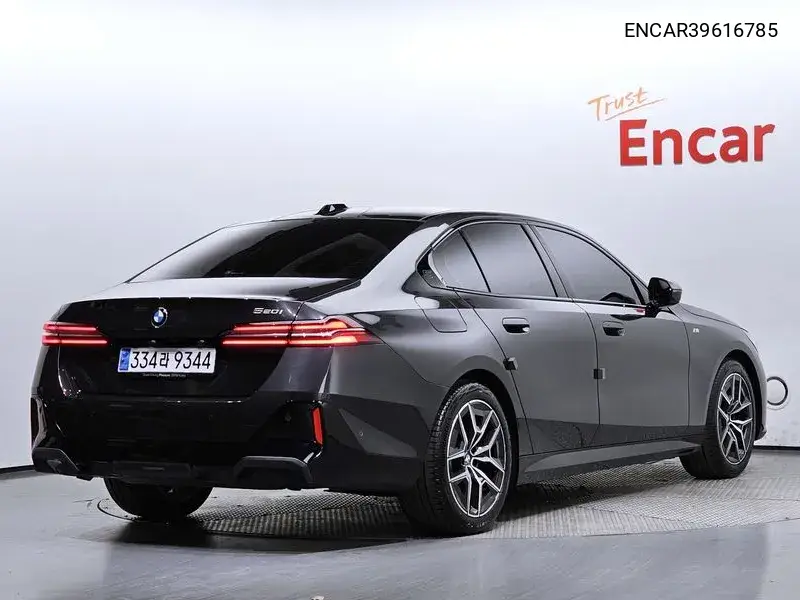 5 Series (G60) 520I M Sports VIN: ENCAR39616785 Lot: 39616785