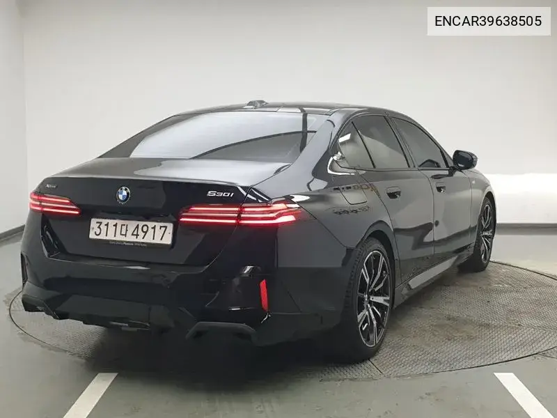 encar39638505 ENCAR39638505 5 Series (G60) 530I xDrive M Sports
