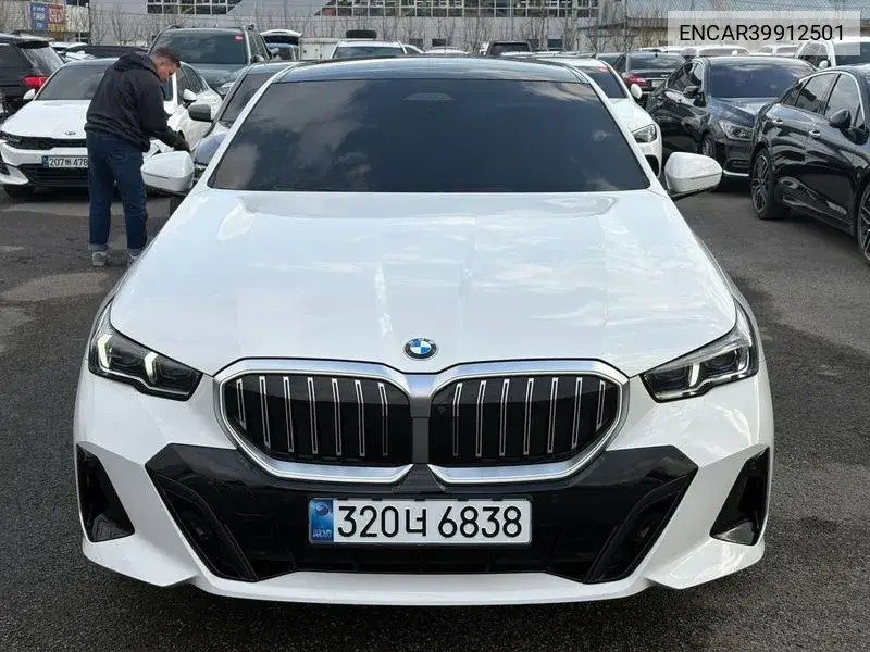5 Series (G60) 530I xDrive M Sports VIN: ENCAR39912501 Lot: 39912501