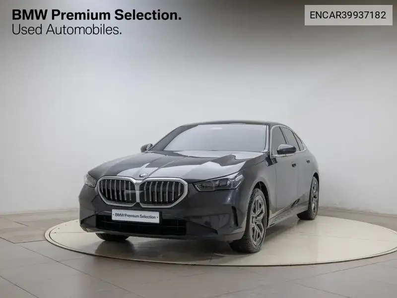 5 Series (G60) 523D xDrive VIN: ENCAR39937182 Lot: 39937182