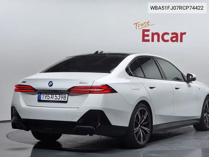 5 Series (G60) 530I xDrive M Sports VIN: WBA51FJ07RCP74422 Lot: 39942259
