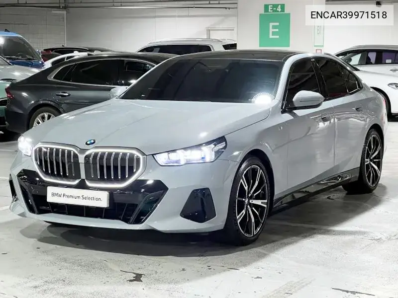 5 Series (G60) 530I xDrive M Sports VIN: ENCAR39971518 Lot: 39971518