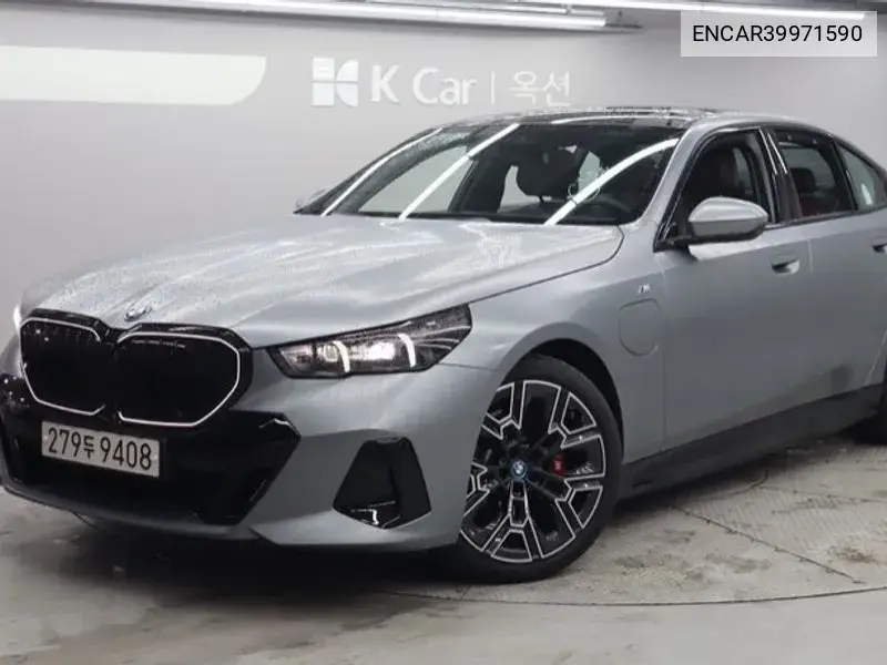 5 Series (G60) 530E M Sports Pro VIN: ENCAR39971590 Lot: 39971590