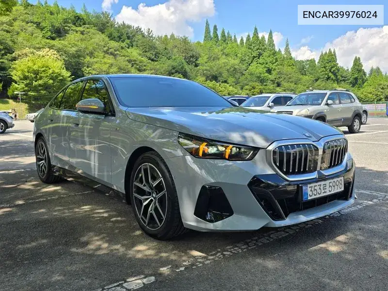 5 Series (G60) 520I M Sports VIN: ENCAR39976024 Lot: 39976024