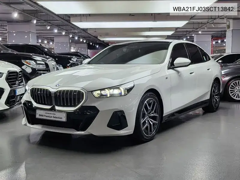 5 Series (G60) 520I M Sports VIN: WBA21FJ03SCT13842 Lot: 39980785